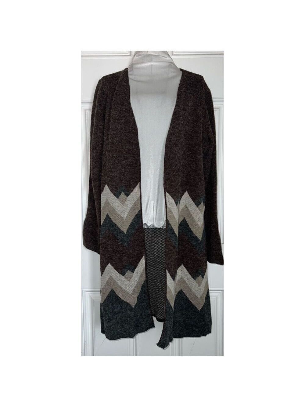 Forever 21 Women’s Cardigan Sz Medium